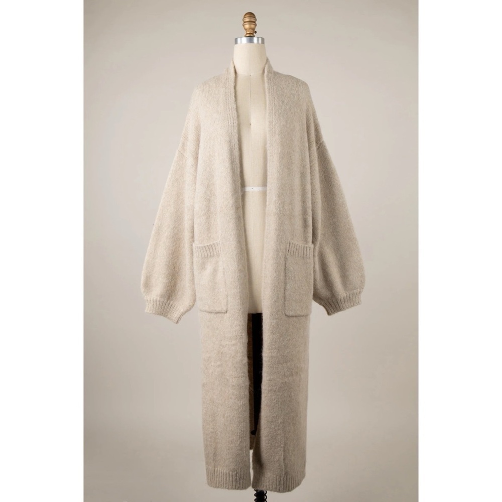 NWT Soft Long Cardigan with Ribbed Trim & Pockets - Beige - Size Small/Medium